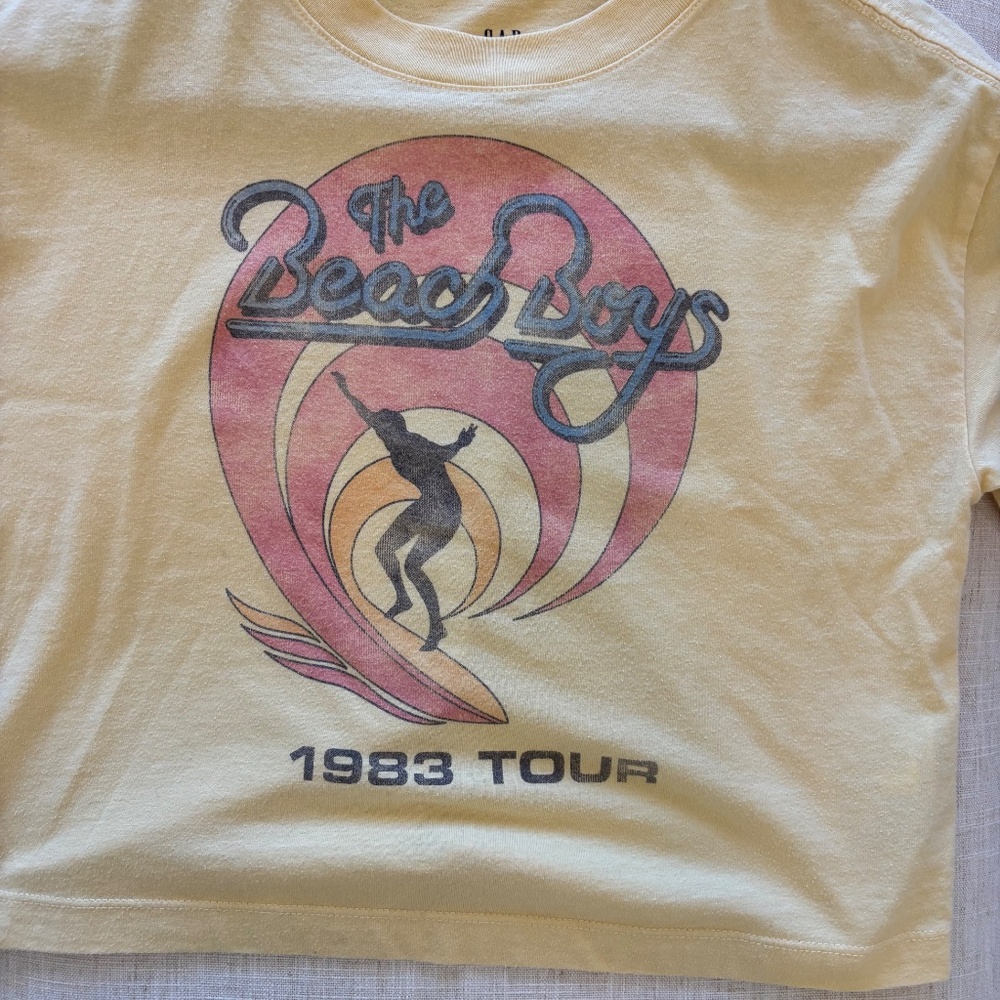 Gap Teen The Beach Boys 1983 Tour Cropped Graphic T-Shirt - Yellow - Size L (10) - Picture 6 of 6